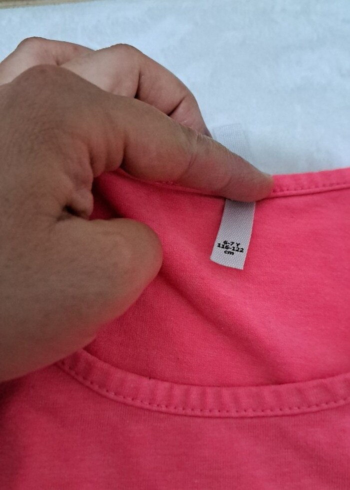 KIZ ÇOCUK ASKILI TİŞÖRT - Görsel 2