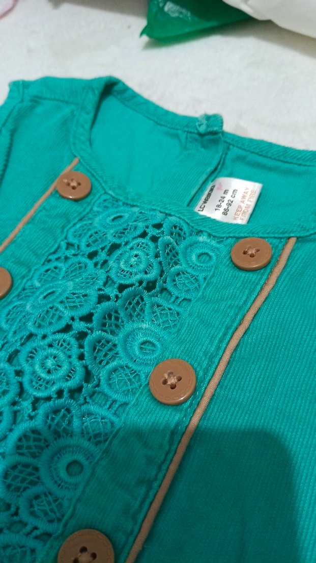 Turkuaz Nakışlı Kız Kolsuz Tulum - Görsel 3