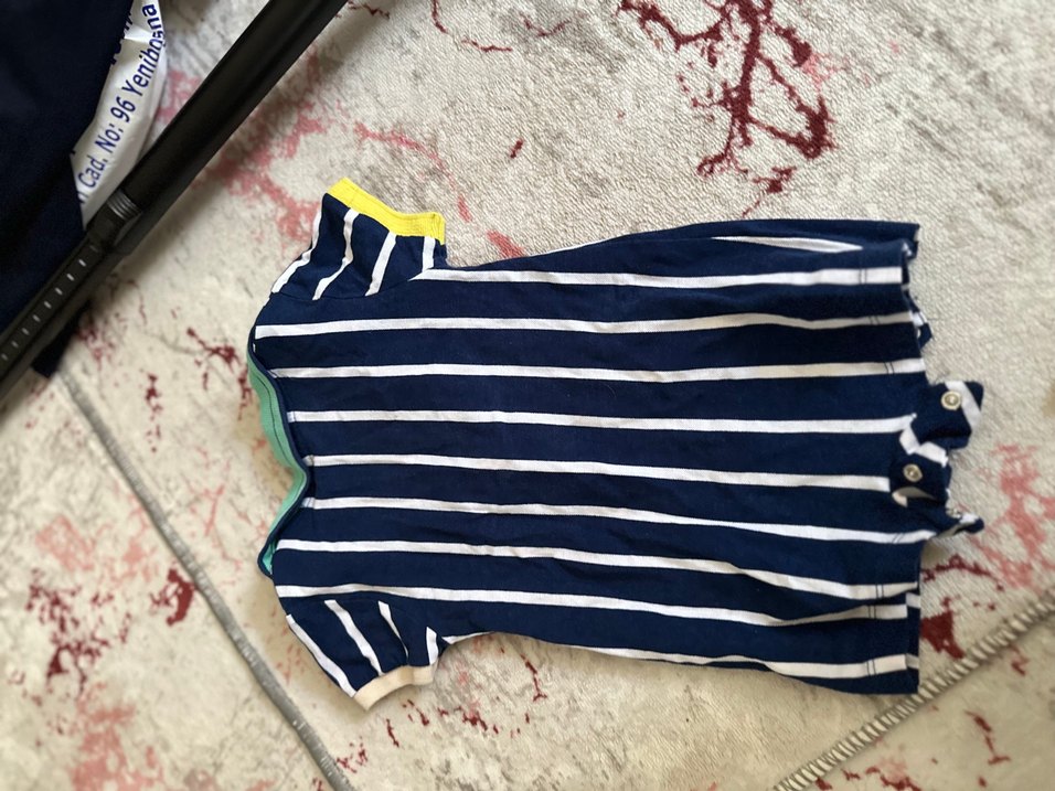 Düğmeli Kısa Kollu Bebek Tulum - Görsel 2