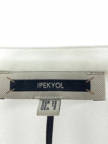 38 Beden beyaz Renk ipekyol Tunik %70 İndirimli.