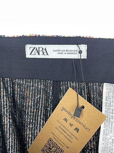 xs Beden çeşitli Renk Zara Düz Kesim %70 İndirimli.