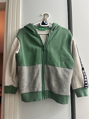 Benetton hırka