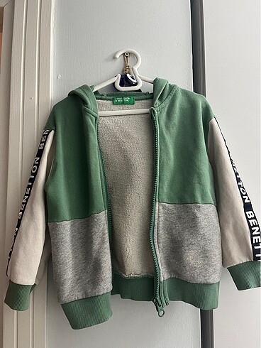 12-18 Ay Beden çeşitli Renk Benetton hırka