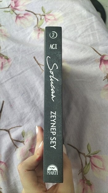 Solucan 2 acı kitap