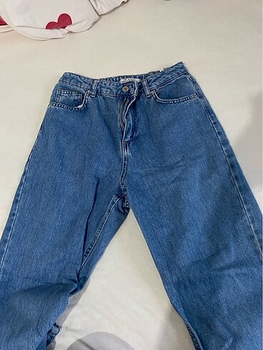 mom jeans