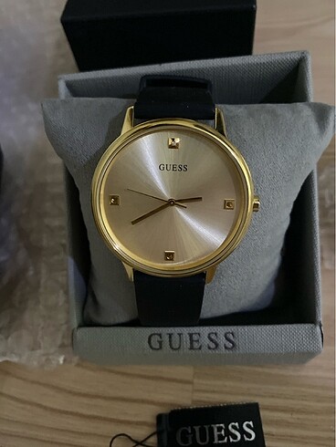 Guess pırlantalı kol saati