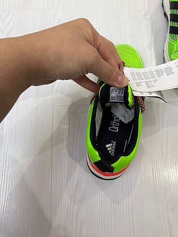 33 Beden yeşil Renk Adidas çocuk spor ayakkabı