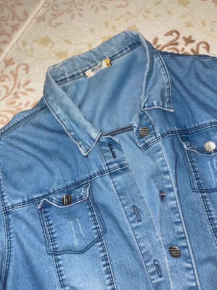 Düğmeli Mavi Kadın Denim Ceket - Görsel 3