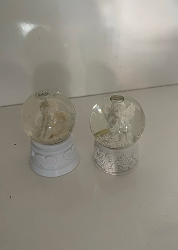 Çiçek Beyaz Melek Figürlü Kar Küresi Seti