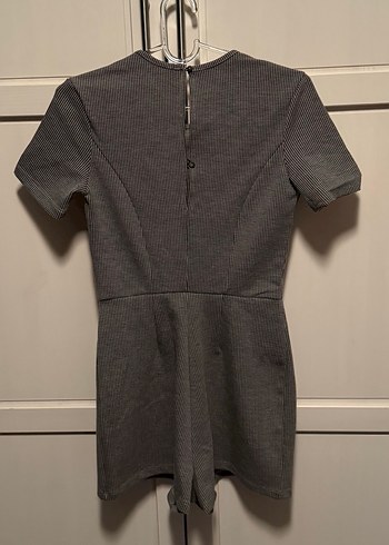 Gri Kısa Kollu Mini Tulum - Görsel 4