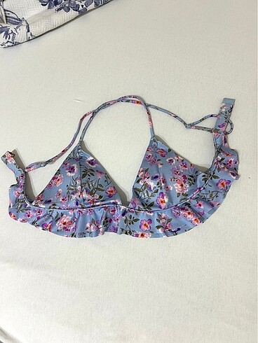 Bikini Üstü