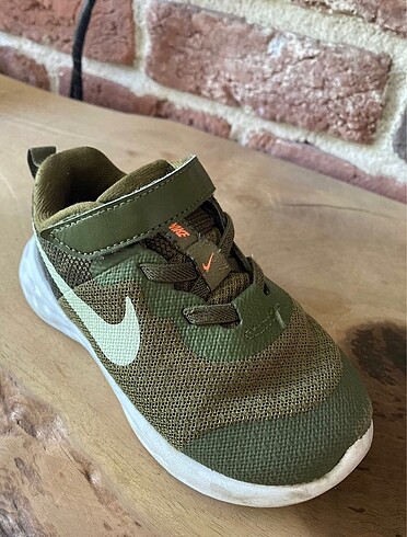 Nike Nike çocuk spor ayakkabı 25 numara