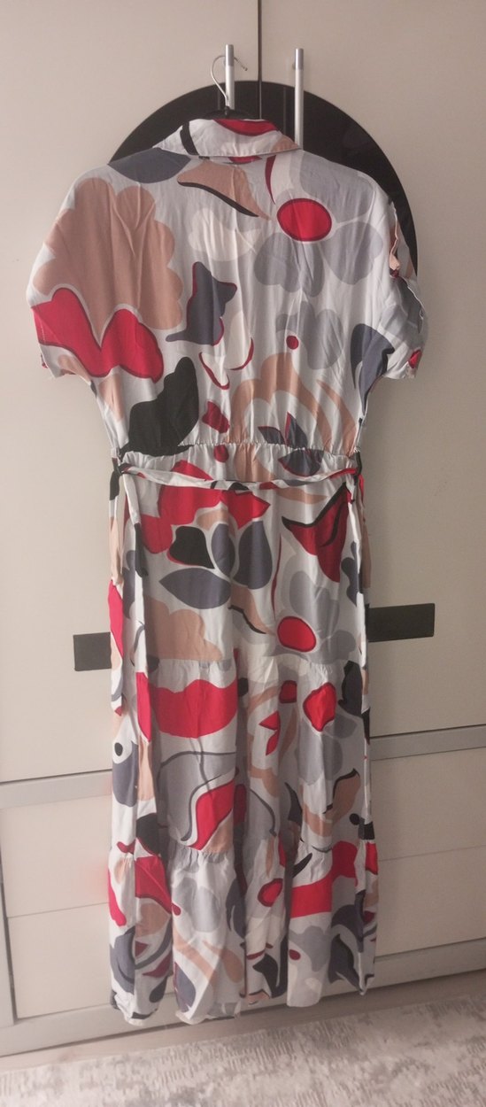 Çiçek Desenli Uzun Gri Kadın Elbise - Görsel 3