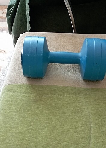 diğer Beden Dambıl Biri 5 diğeri 10kg