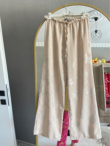 Zara Bol pantolon