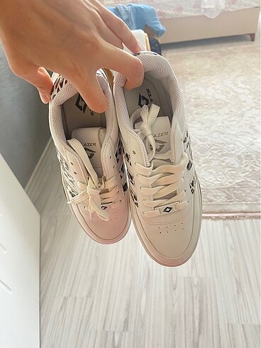 Adidas Spor ayakkabı