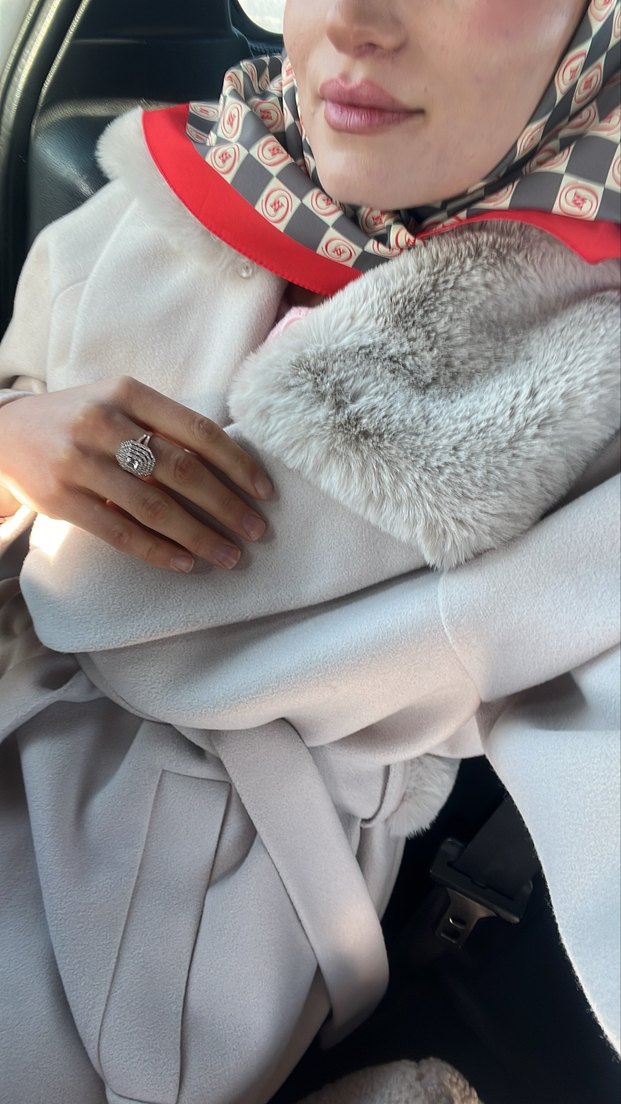 Kürklü Yaka Bağlamalı Krem Kaban - Görsel 2