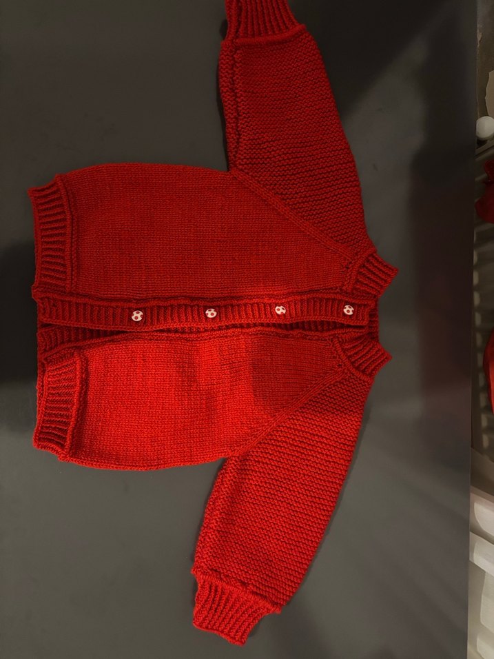 Kız Çocuk Kırmızı Örgü Hırka - Görsel 2