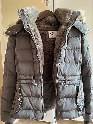 Zara Mont