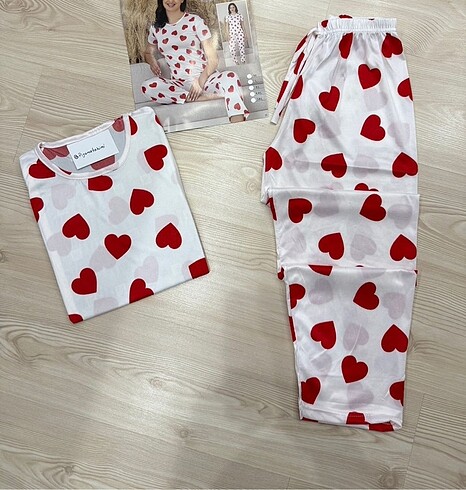 Diğer Kadın Pijama Takımı