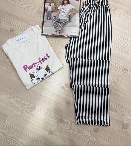 Diğer Kadın Pijama Takımı