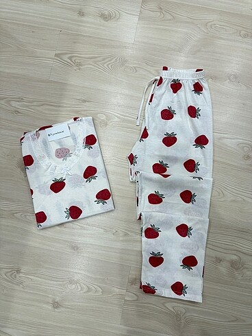 Kadın Pijama Takımı