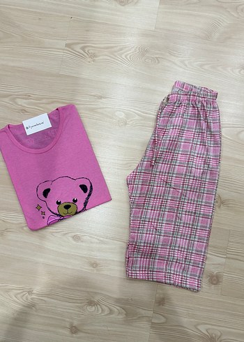 Pembe Ayıcık Baskılı Kısa Kollu Kadın Pijama Takımı