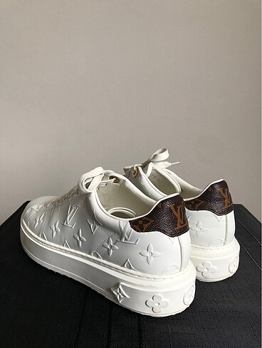 36 Beden Louis Vuitton Kadın Beyaz Ayakkabı