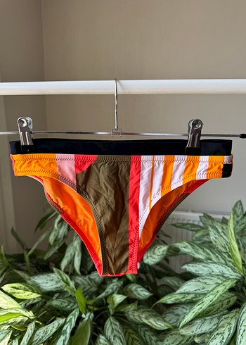 40 Beden (SIFIR) AY-YILDIZ MARKA bikini takımı