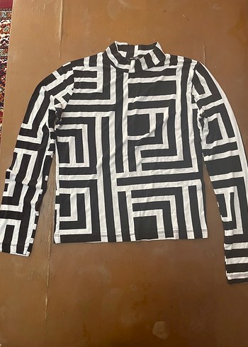 Zebra Desenli Siyah Beyaz Uzun Kollu Bluz