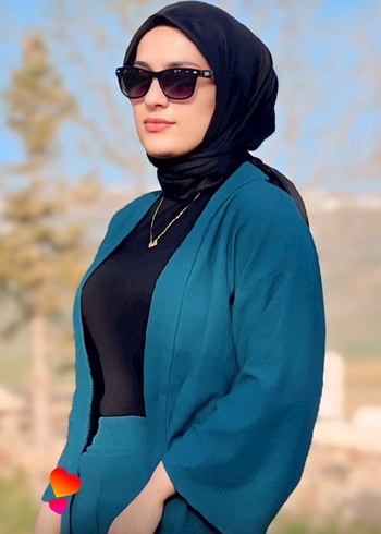 Kadın Turkuaz Şal - Minimalist Sokak Stili