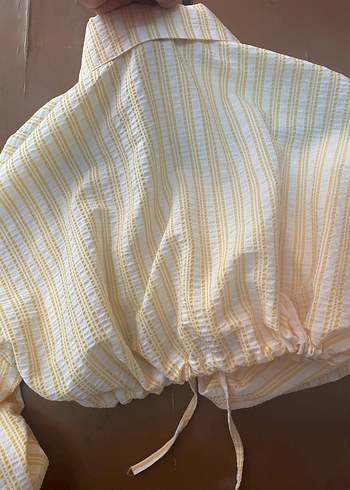 Zara Sarı Bağcıklı Keten Gömlek