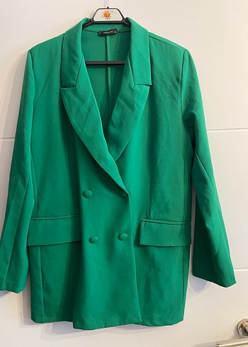 Yeşil Düğmeli Kadın Blazer Ceket