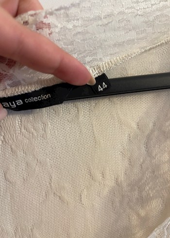 44 Beden Dantel Detaylı Kolsuz Midi Yelek