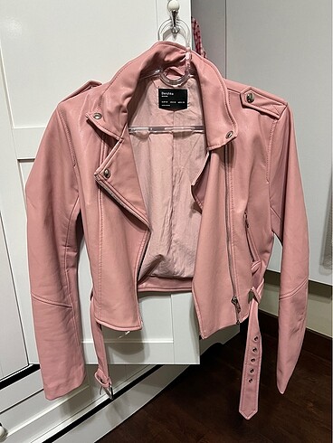 Bershka pembe M deri ceket