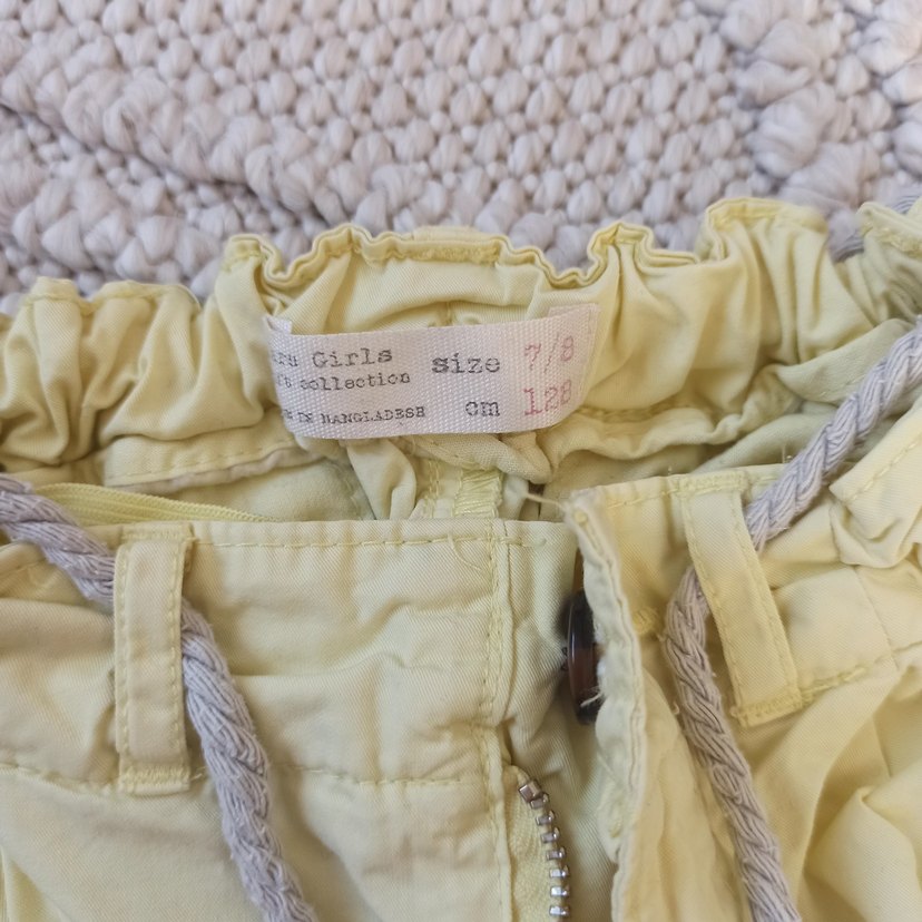 Sarı  Kemerli Bol Kesim Kız Şort - Görsel 3