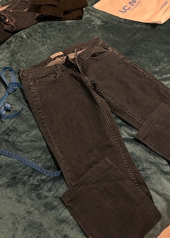 Koyu Lacivert Kemerli Midi Kadın Kot Pantolon