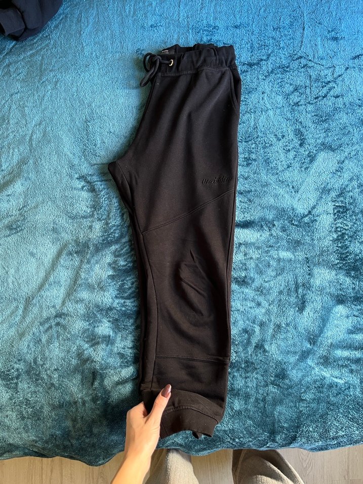 Kadın Siyah İpli Rahat Kesim Eşofman - Görsel 2