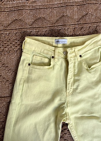 Zara Sarı Regular Fit Midi Kadın Jean - Görsel 3