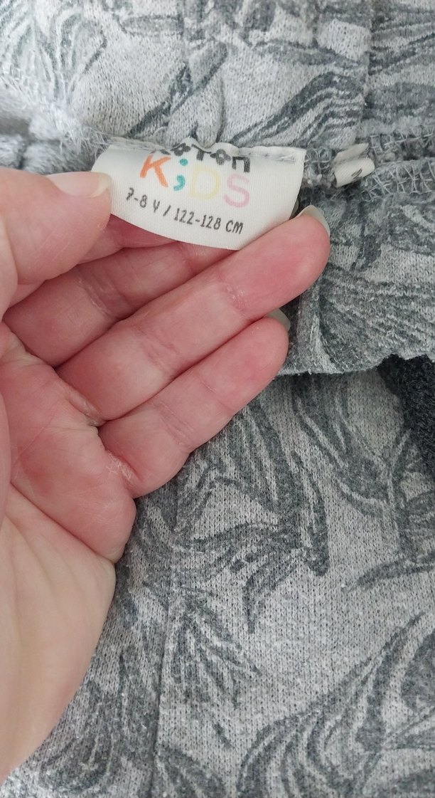 Gri Desenli Erkek Şortlar - Görsel 2