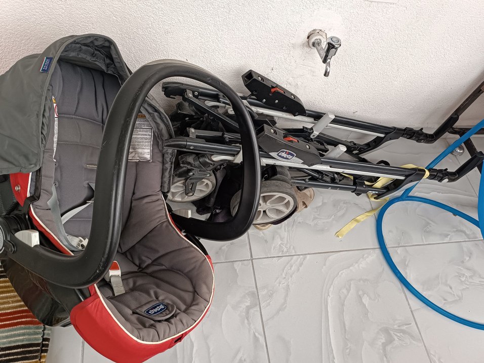 Gri Chicco Bebek Oto Koltuğu - Görsel 2