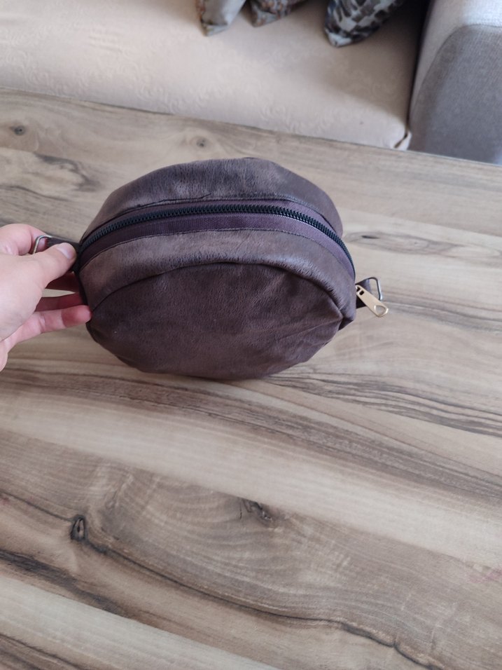 Fermuarlı Kadın Süet Makyaj Çantası - Görsel 2