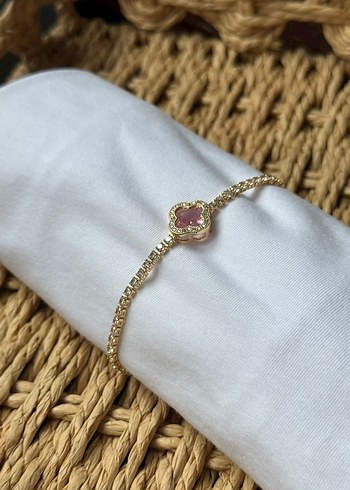 Diğer Yonca Zincir Detaylı Pembe Kadın Bileklik