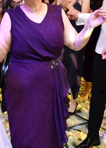 Mor Drapeli Kısa Abiye Elbise - Görsel 3