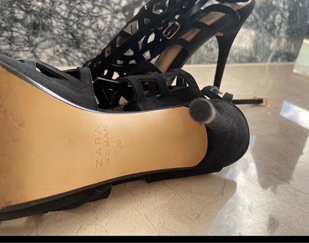 38 Beden siyah Renk Zara Siyah Dantel Kafes Topuklu Ayakkabı