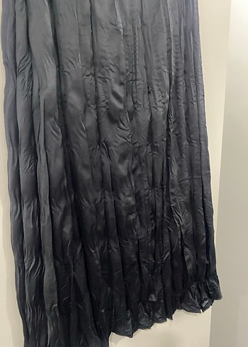 Siyah Piliseli Uzun Keten Etek - Görsel 4