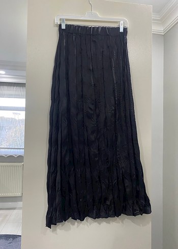 Siyah Piliseli Uzun Keten Etek - Görsel 2
