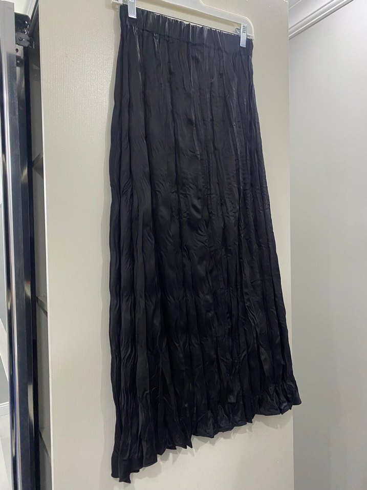 Siyah Piliseli Uzun Keten Etek - Görsel 3