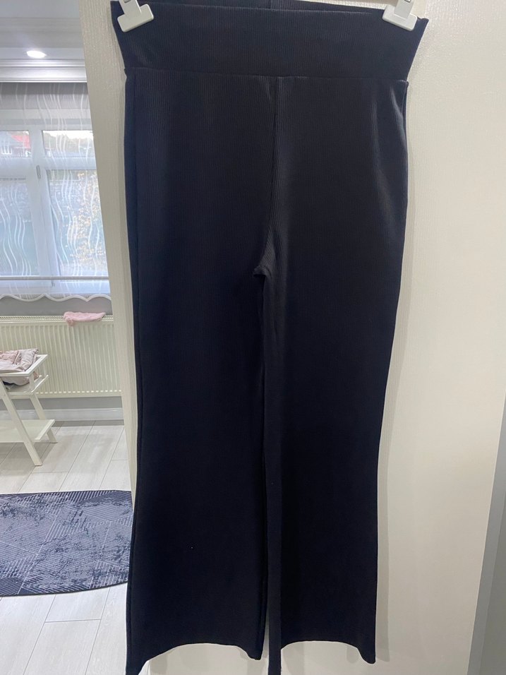 Siyah Kadın Midi İspanyol Paça Pantolon - Görsel 3