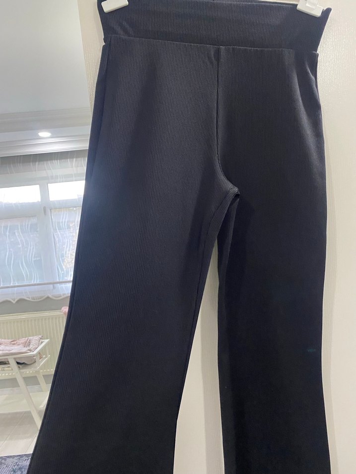 Siyah Kadın Midi İspanyol Paça Pantolon - Görsel 4